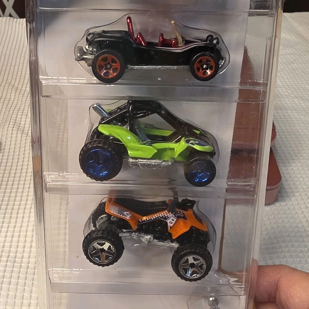 Hot Wheels Wishlist Gift Pack Diecast‎ Car Collection Model 1806 Multicolor